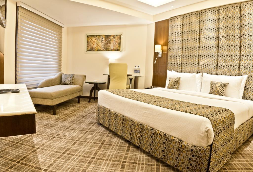 Hotel K C Residency, Jammu Exterior foto