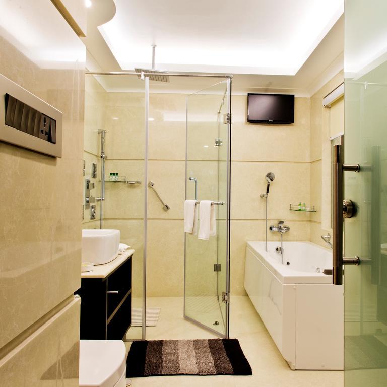 Hotel K C Residency, Jammu Exterior foto