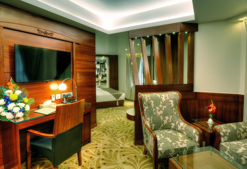 Hotel K C Residency, Jammu Exterior foto