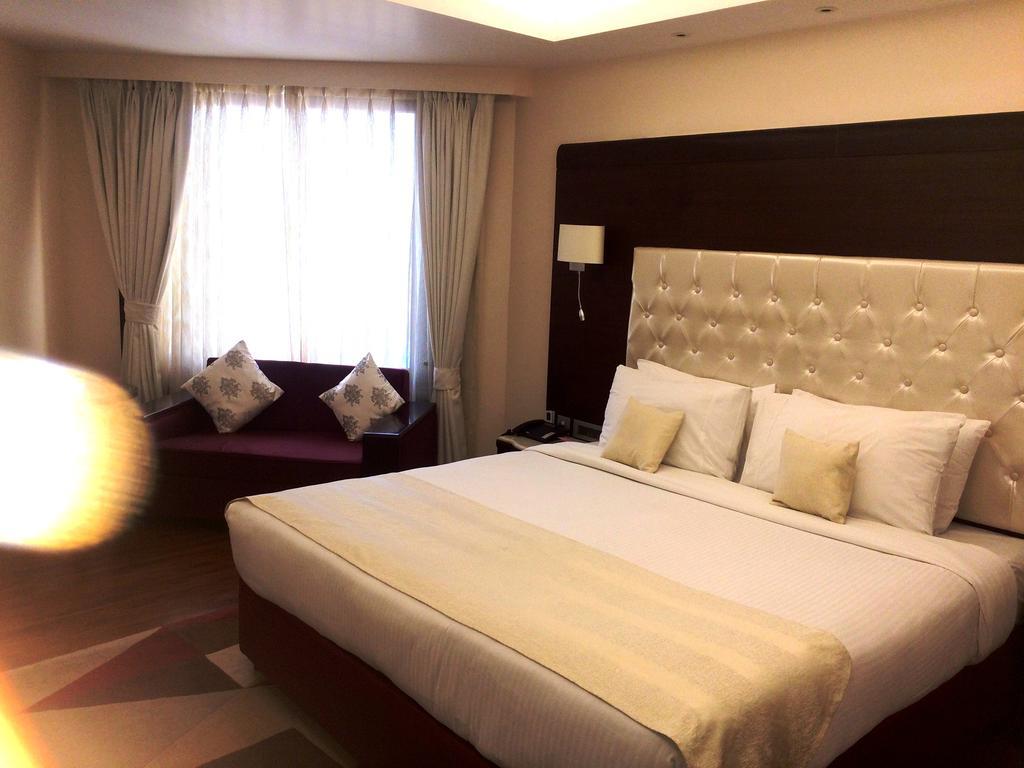 Hotel K C Residency, Jammu Exterior foto