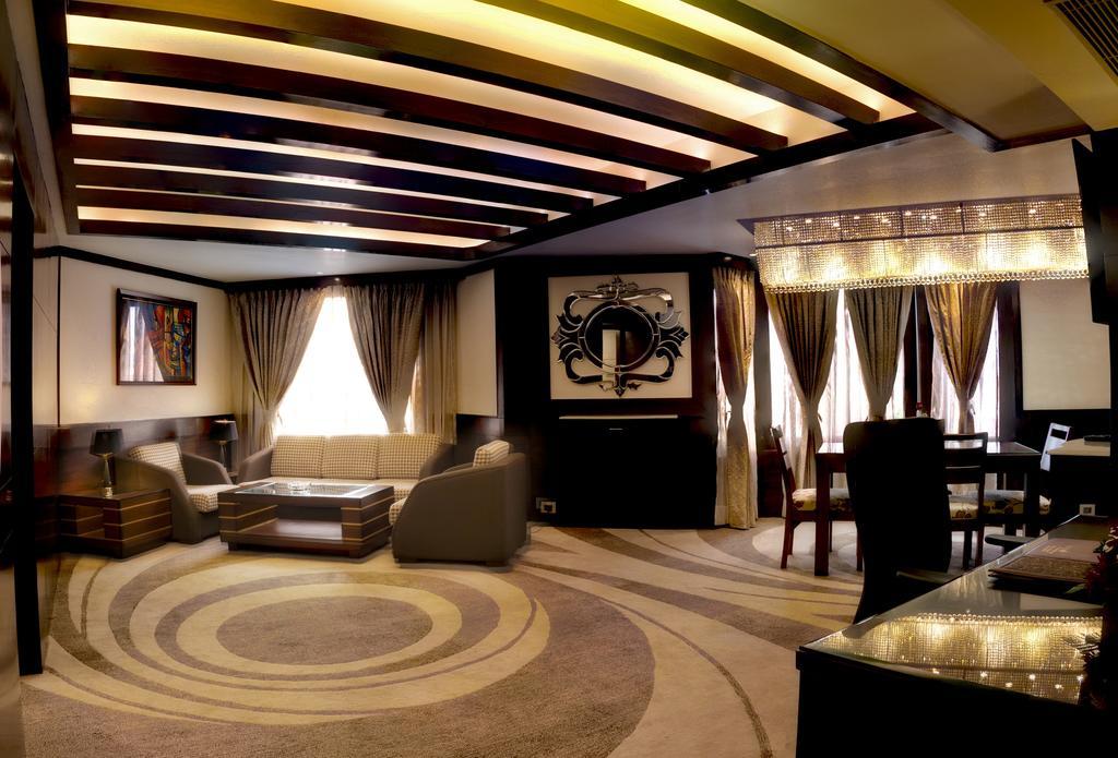 Hotel K C Residency, Jammu Exterior foto